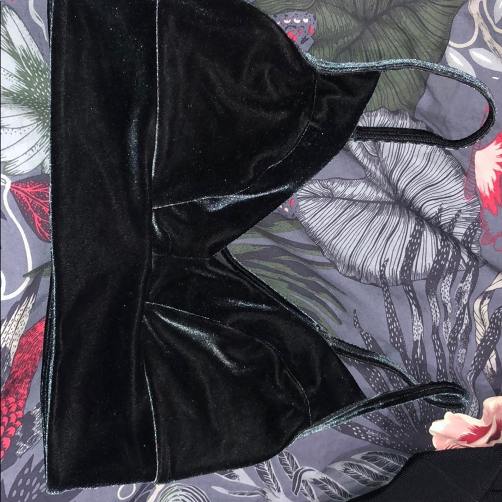 NEW 🌳 green velvet Victoria secret bralette